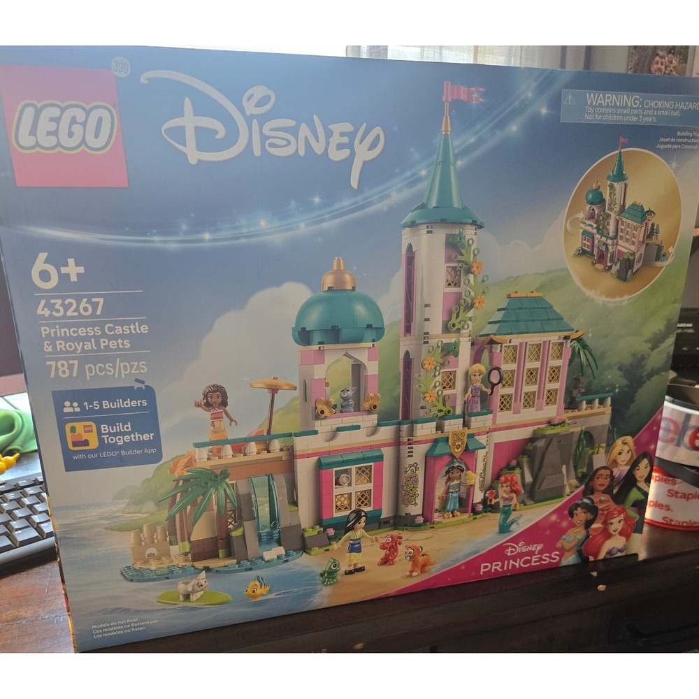 LEGO Disney Princess Castle & Royal Pets 43267 Moana Ariel Jasmine 787 Pcs NEW
